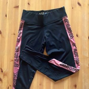 PINK Victoria’s Secret leggings